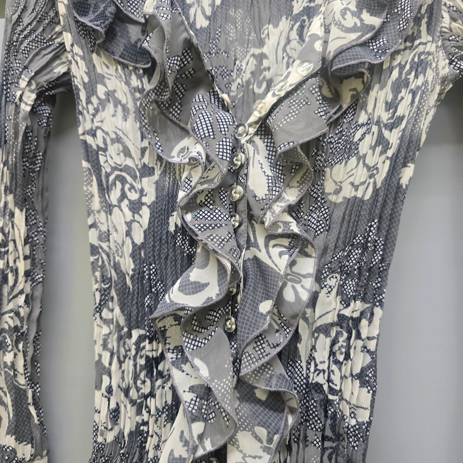 Blanc Nature Grey and White Ruffle Button-Up Blouse semi sheer vintage rare y2k