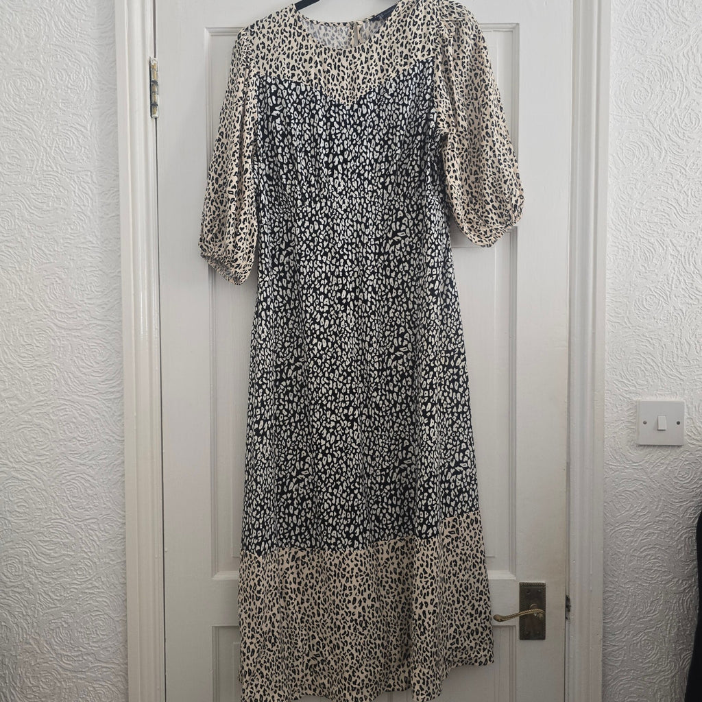 M&S Collection Leopard Print Midi Dress UK 14 Black Mix, relaxed fit