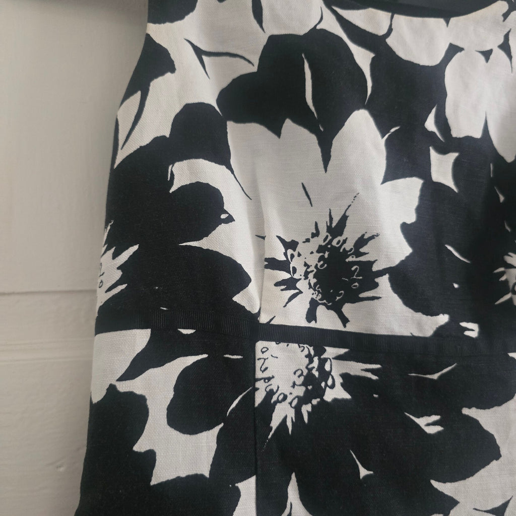 Laura Ashley Black and White Floral Sleeveless Dress UK 8, linen mix, lined