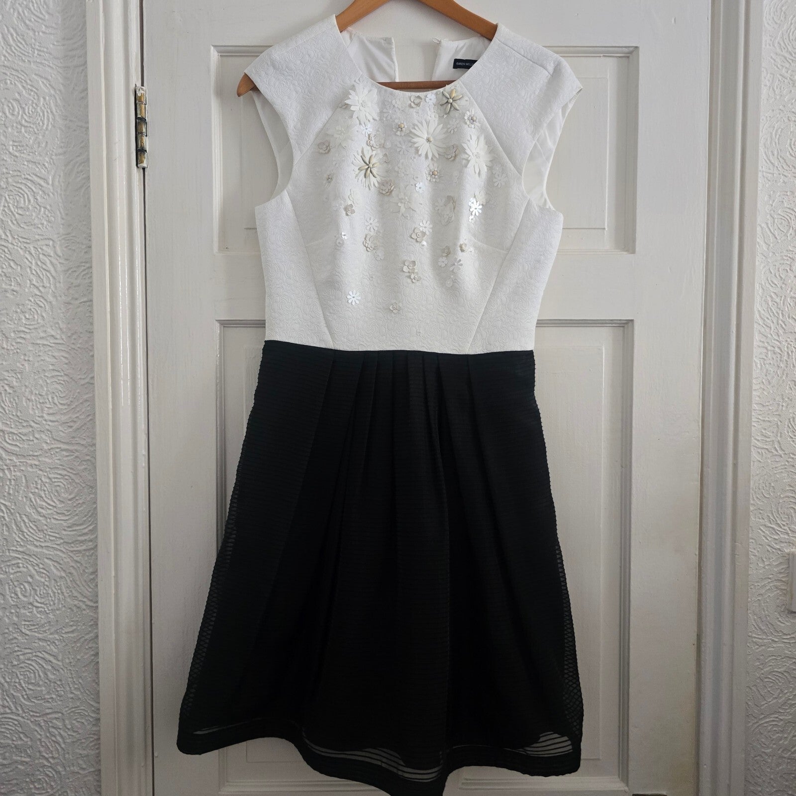 Karen Millen Embellished Black and White Dress UK Size 12, BNWT, races, cocktail