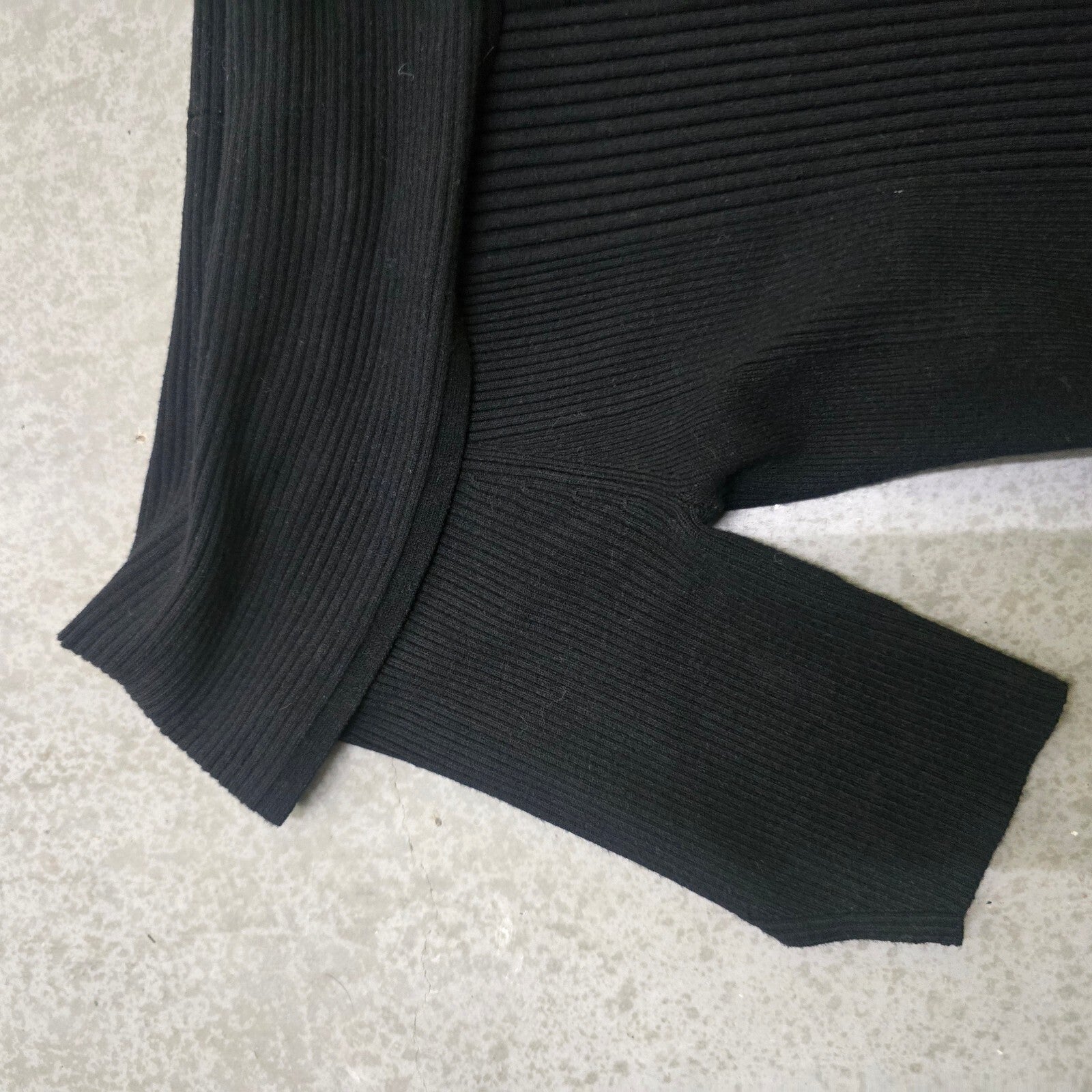 Karen Millen Black Ribbed Off-Shoulder Knit Top Size S, y2k, bardot