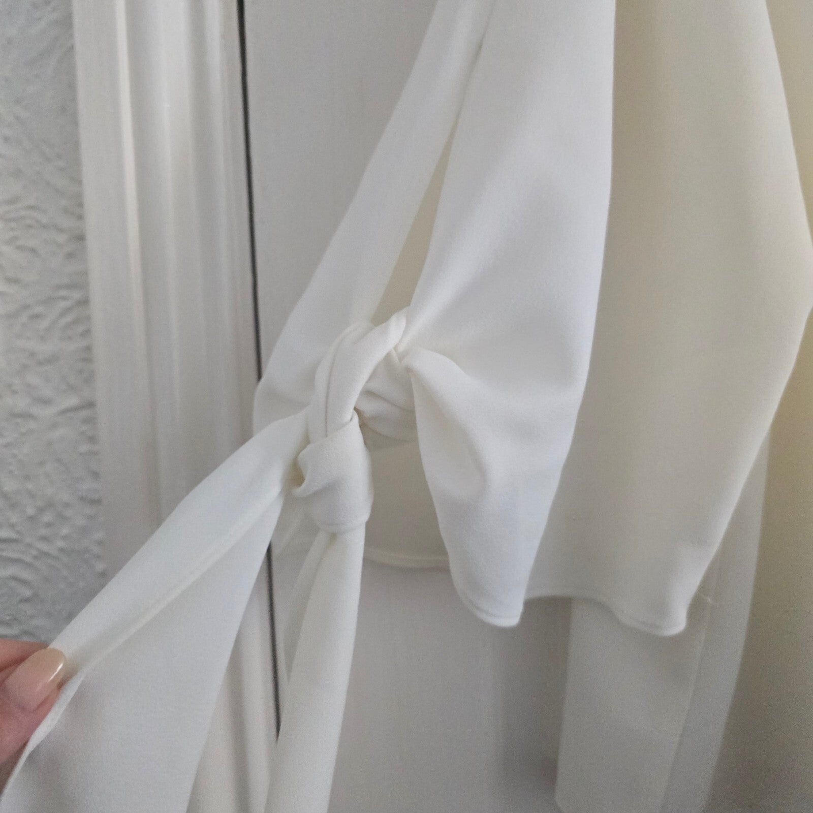 Zara Basic White V-Neck Blouse with Tie Sleeves - Size Small