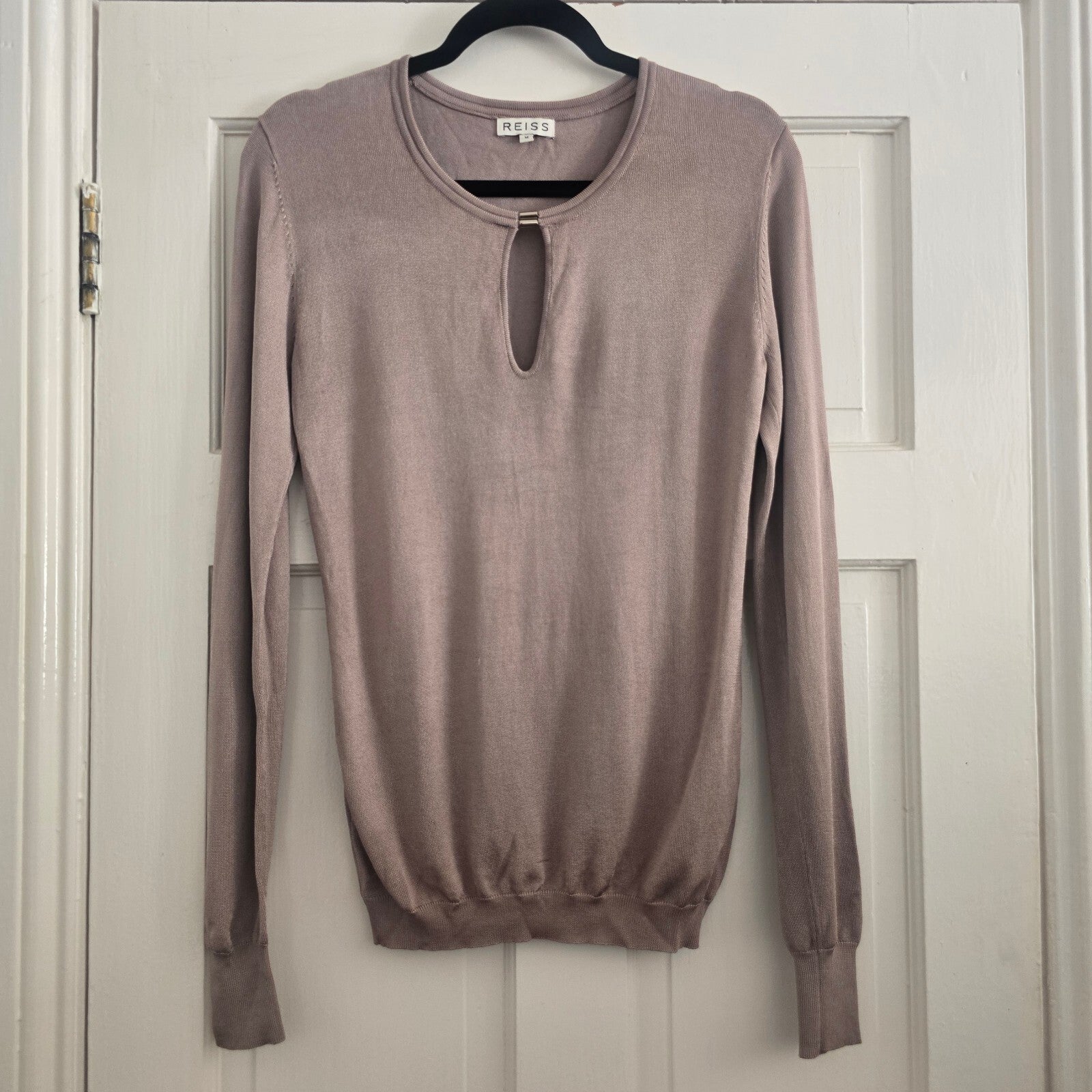 Reiss Women's Beige Viscose Blend Jumper with Keyhole Detail, size M, luxury