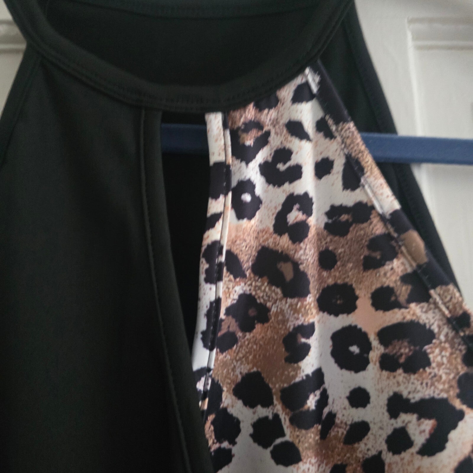 Black and Leopard Print Sleeveless Tank Top Size L, activewear, gym, stretch