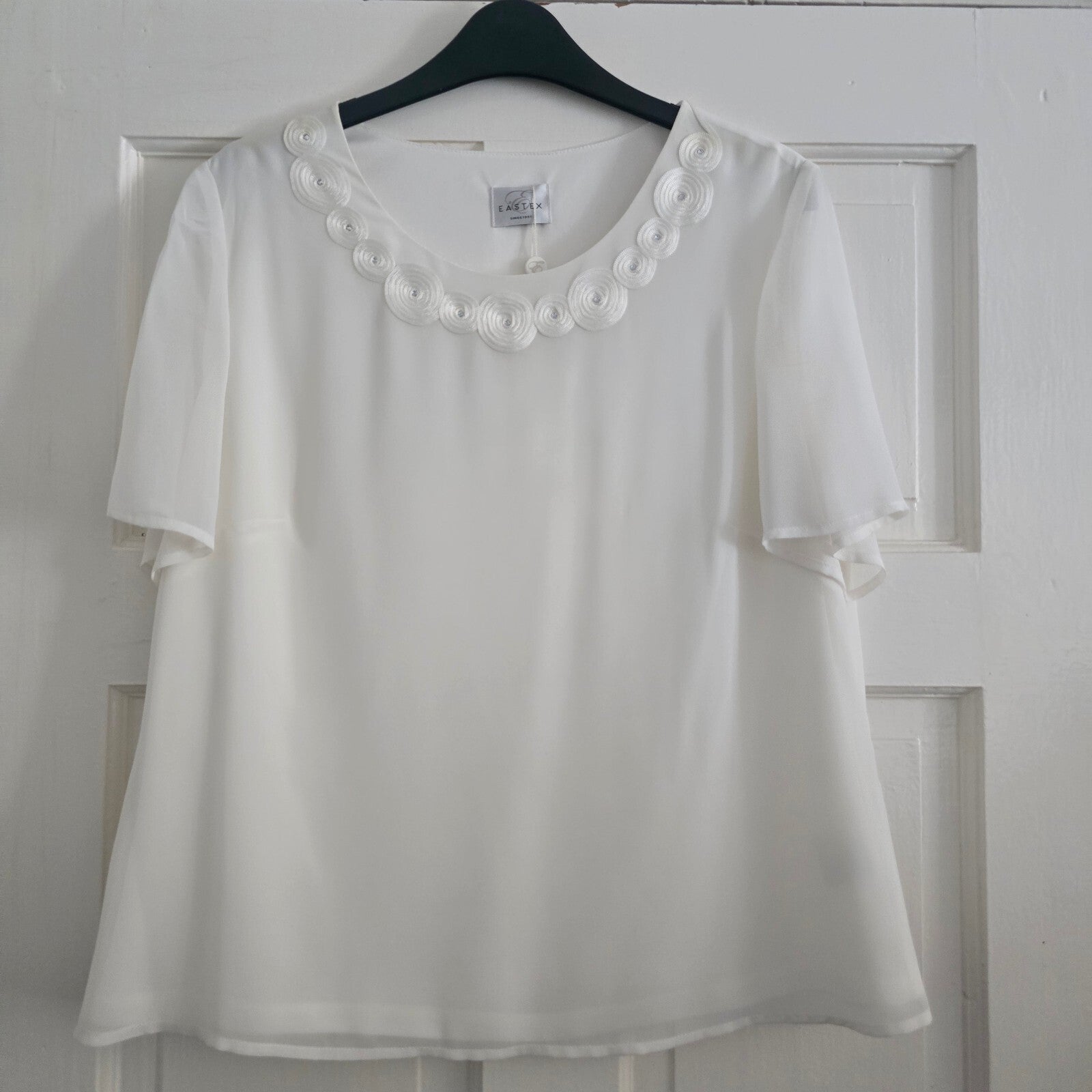 Eastex White Blouse, short sleeve top with Decorative Neckline, UK Size 12