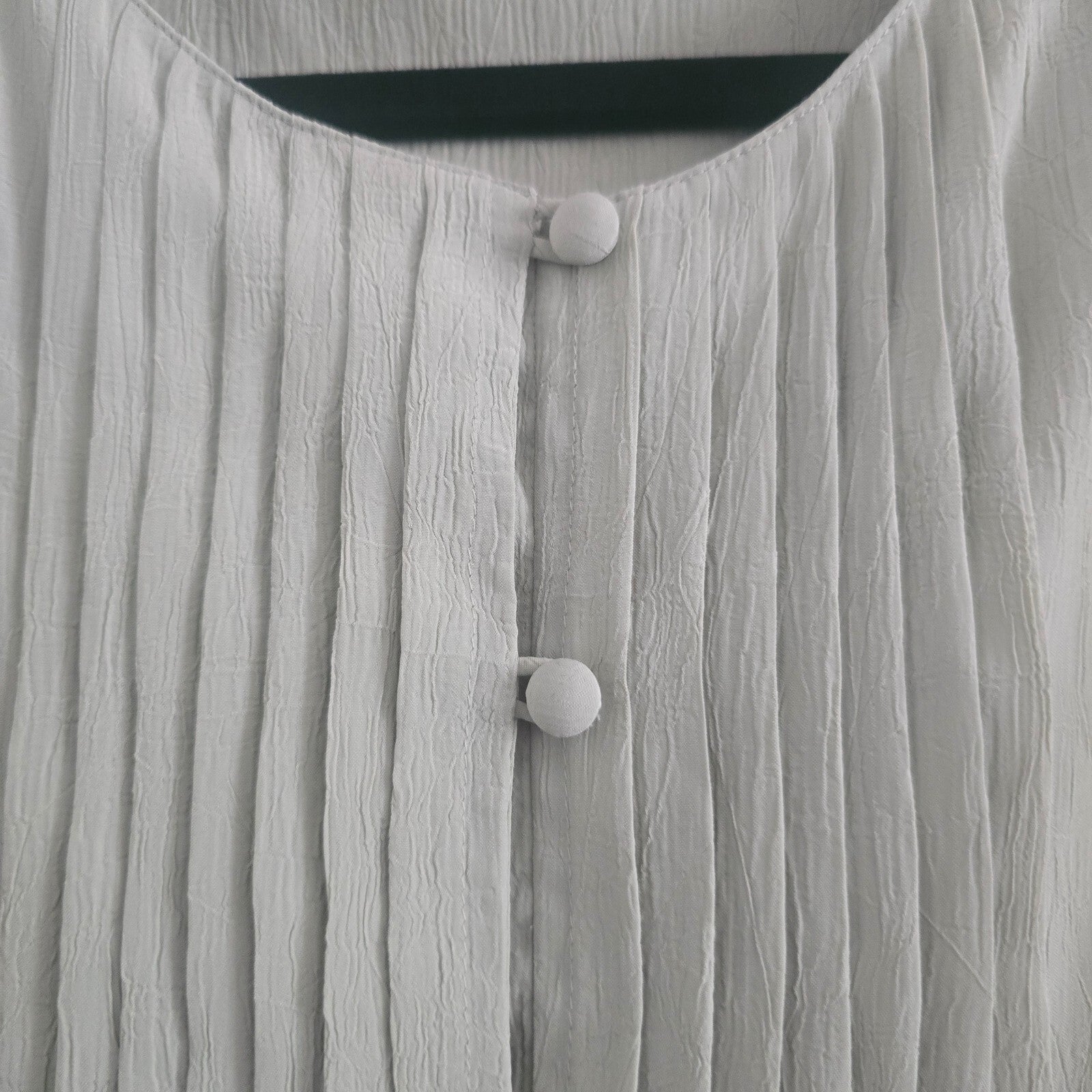 Jacques Vert Light Green Pleated Front Short Sleeve Blouse UK 12