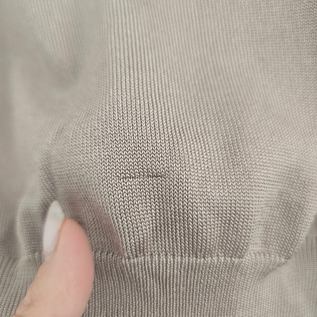 Reiss Women's Beige Viscose Blend Jumper with Keyhole Detail, size M, luxury