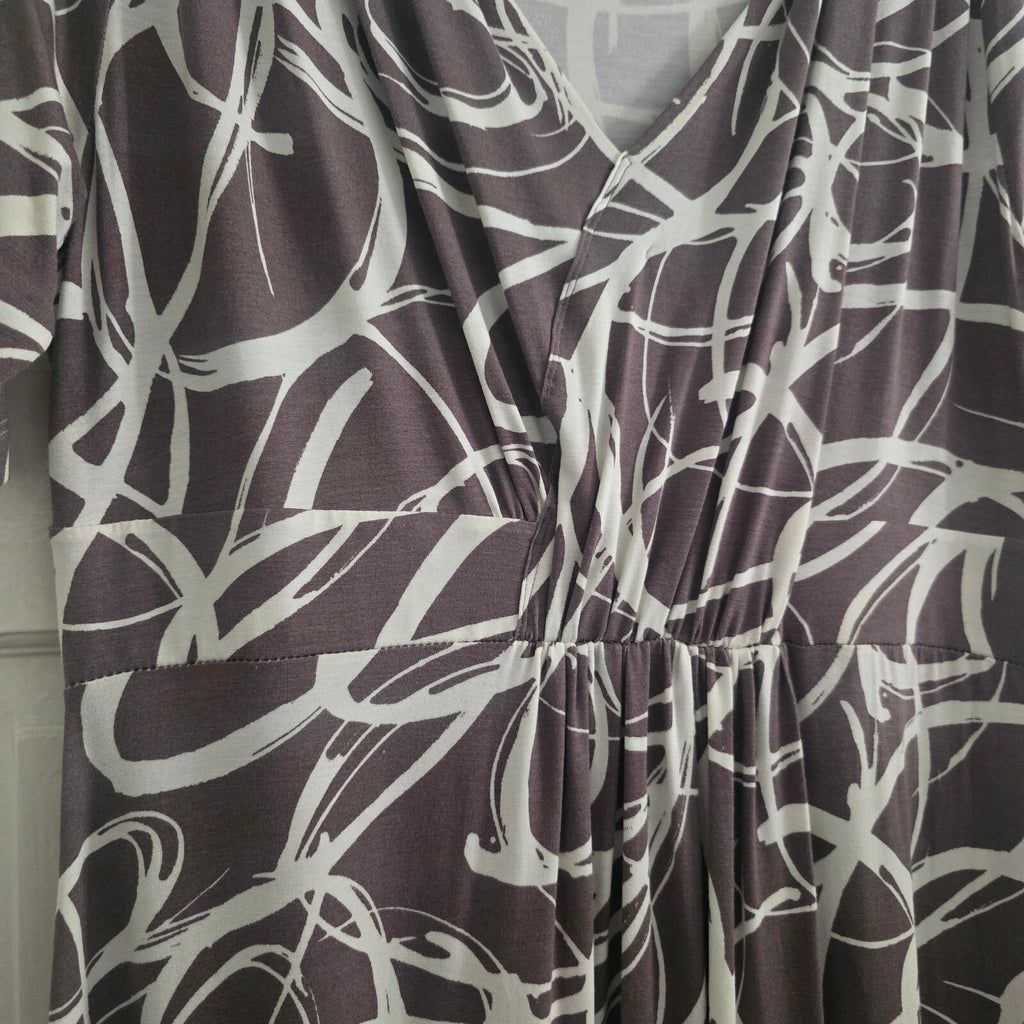 Artigiano Made in Italy Viscose and Elastane Patterned Dress Size 14, soft