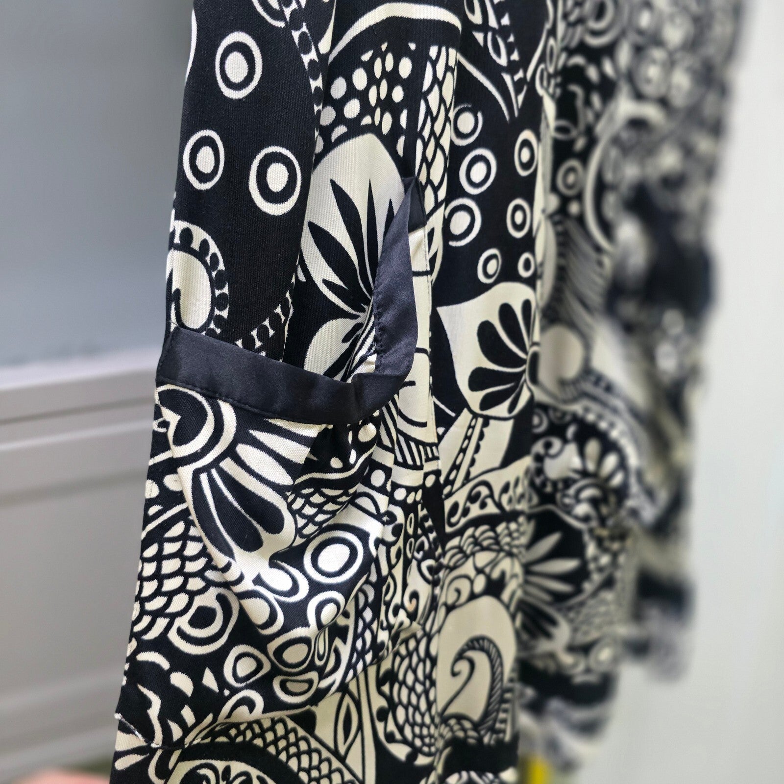 Joseph Black and Cream Patterned Silk Blend Dress Size S, vintage rare designer