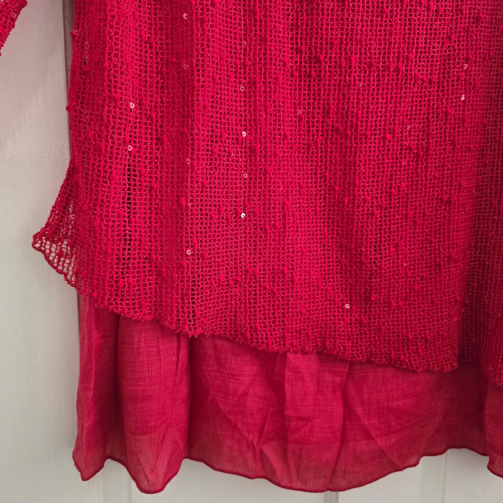 Klass Red Sequined Layered Blouse Top Relaxed Fit Size L, viscose mix