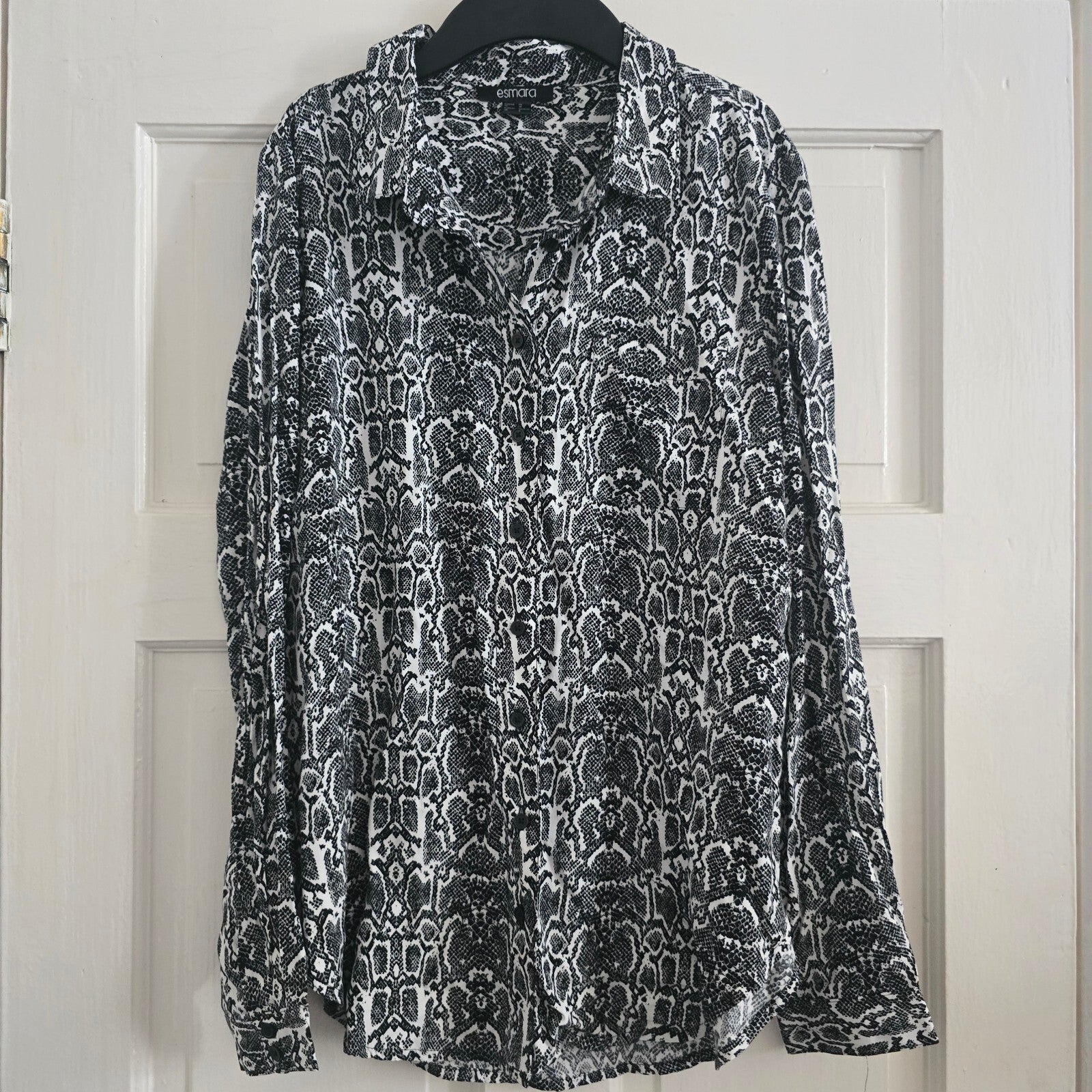 Esmara Black and White Snake Print Long Sleeve Shirt Blouse, Size 36, uk 8