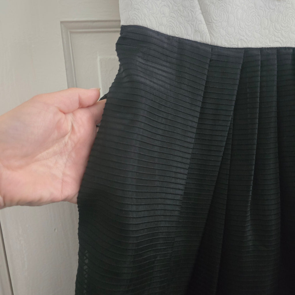 Karen Millen Embellished Black and White Dress UK Size 12, BNWT, races, cocktail