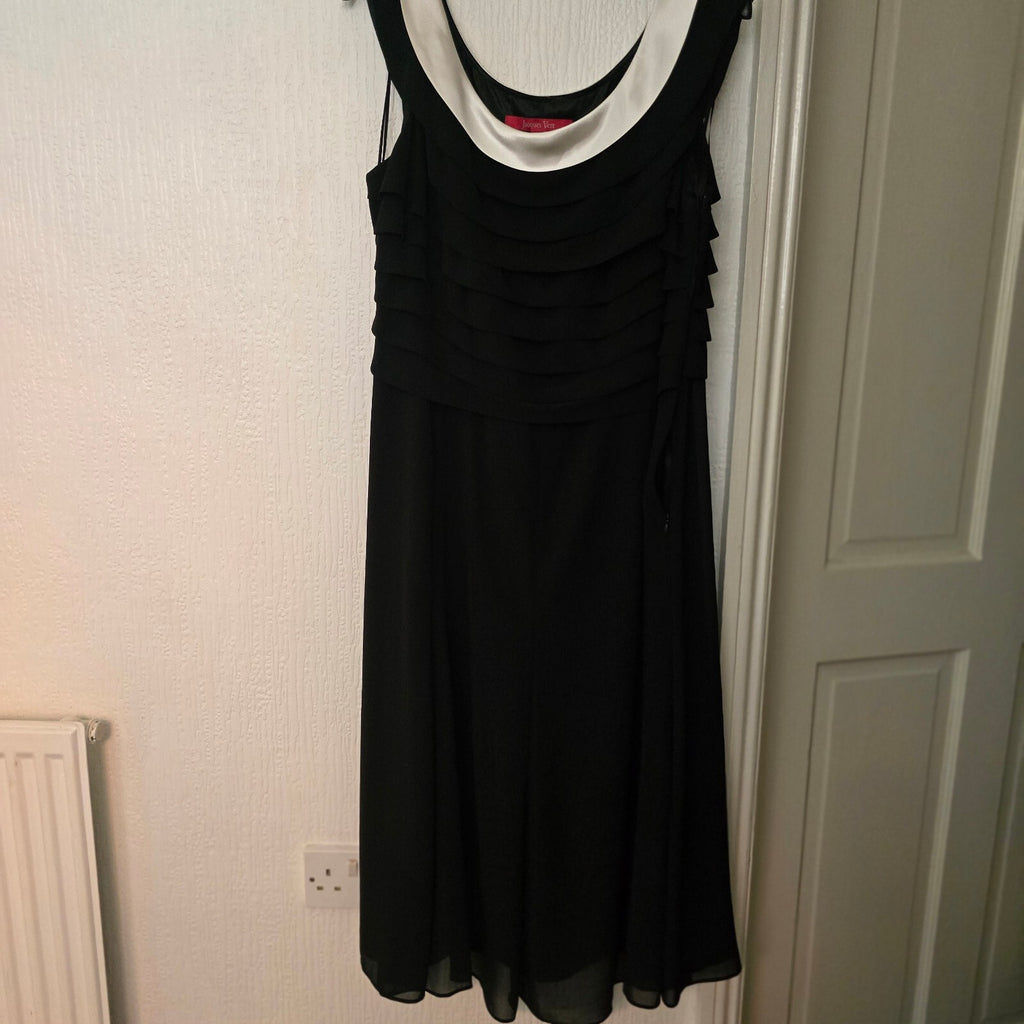 Jacques Vert Black and White Sleeveless Dress with Matching Bolero Jacket 18/20