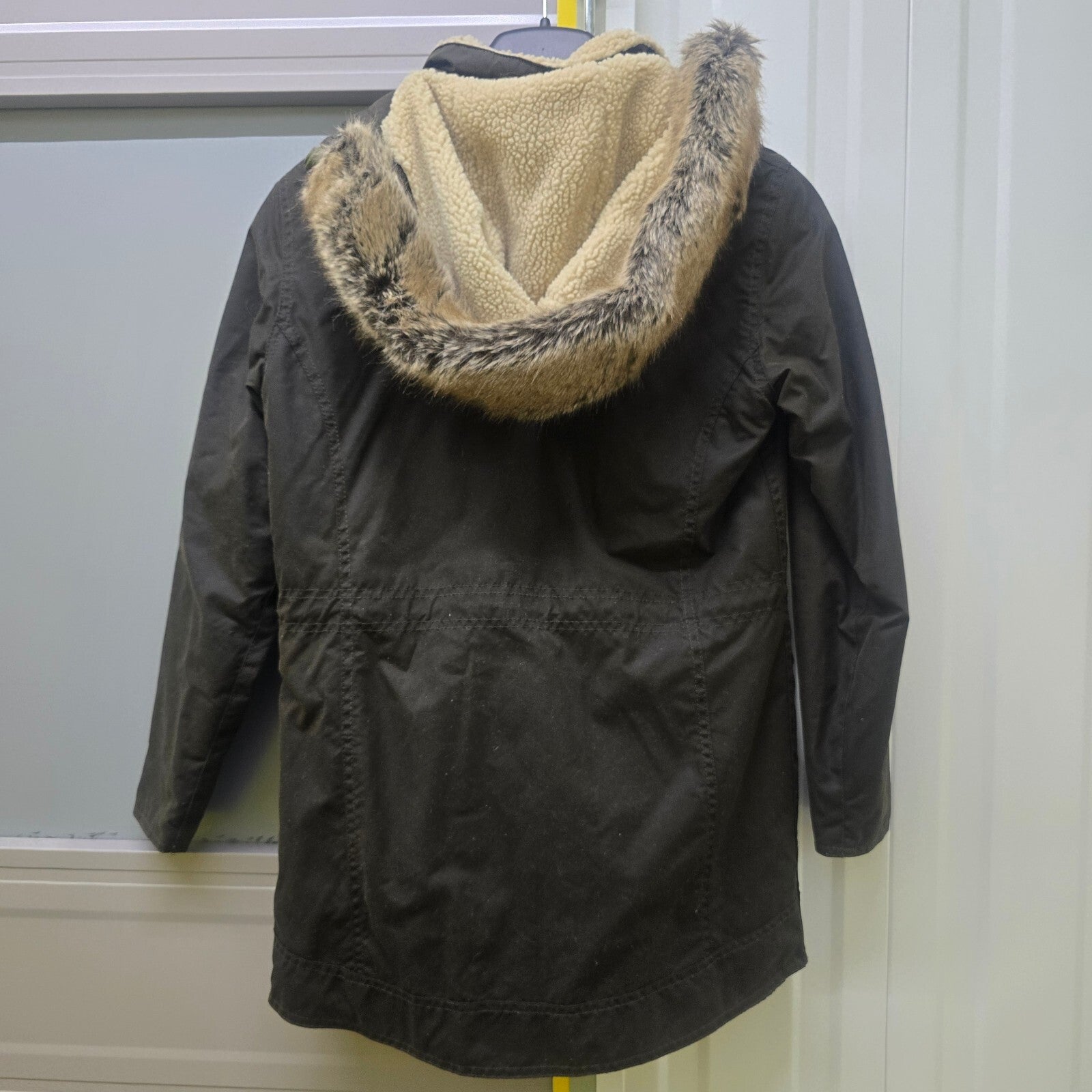 Barbour Caribena Waxed Cotton Jacket, Sherpa Lining, Faux Fur Hood Trim, size 8