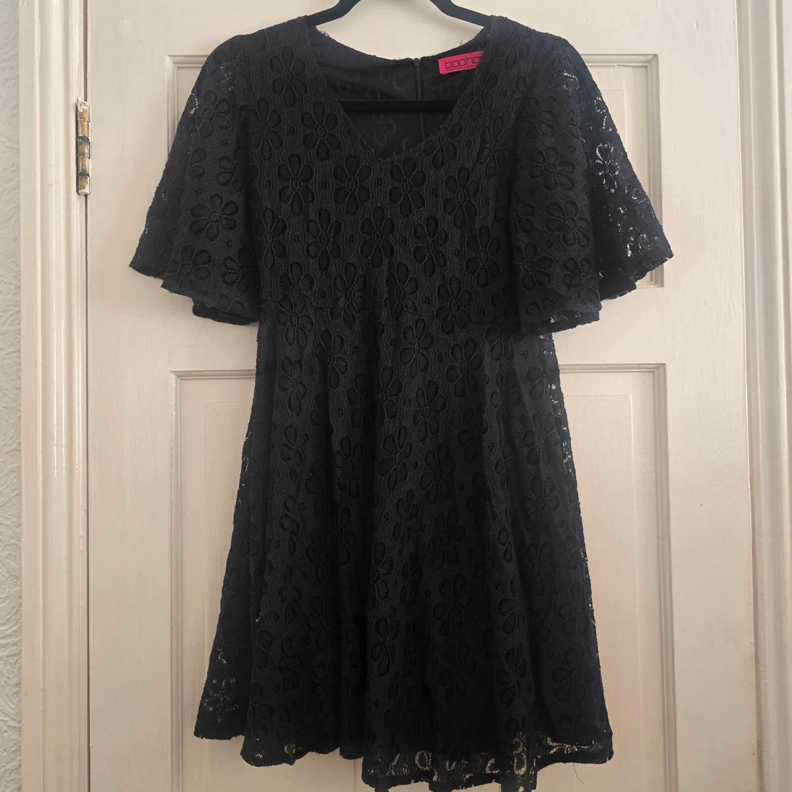 Boohoo Black Lace Fit & Flare Dress UK 10, mini length, floaty