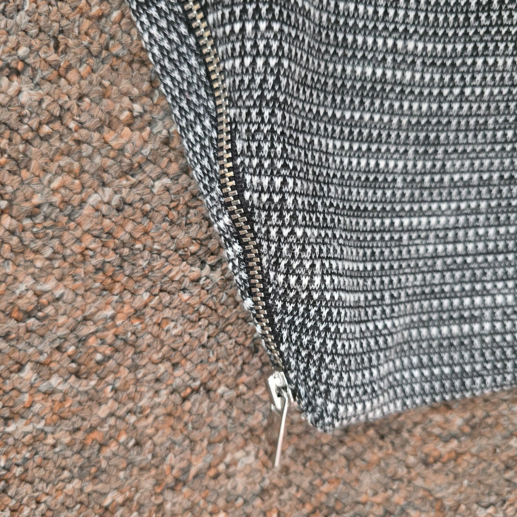 Primark Grey Flared Mini Skirt Size UK 8, preppy, monochrome, tweed like