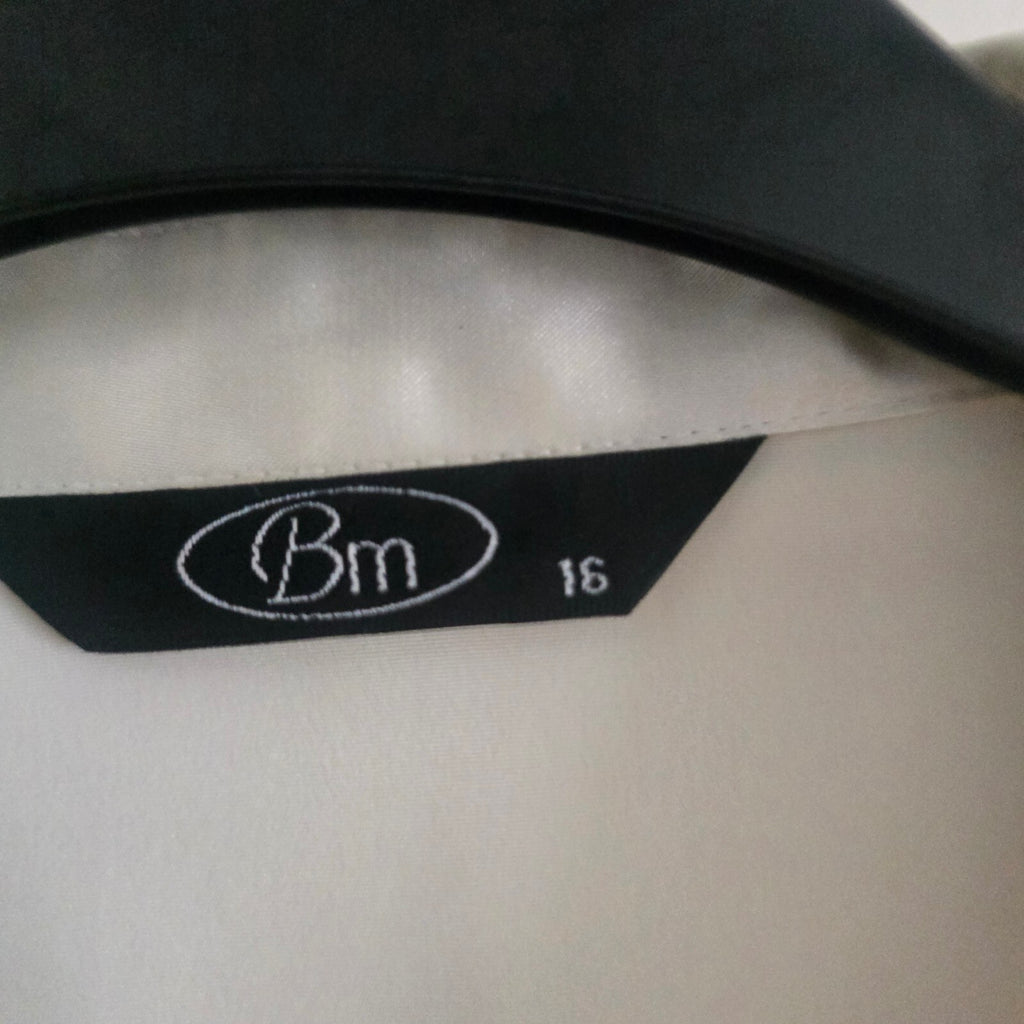 BM Women's White Embroidered Applique Button-Up Blouse Shirt Size 16