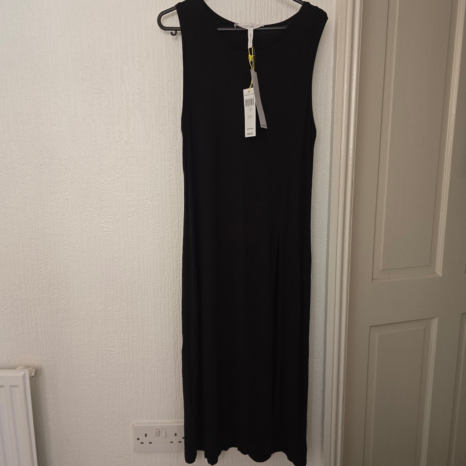 BCBGeneration Black Sleeveless Midi Dress Size M, BNWT, premium luxury
