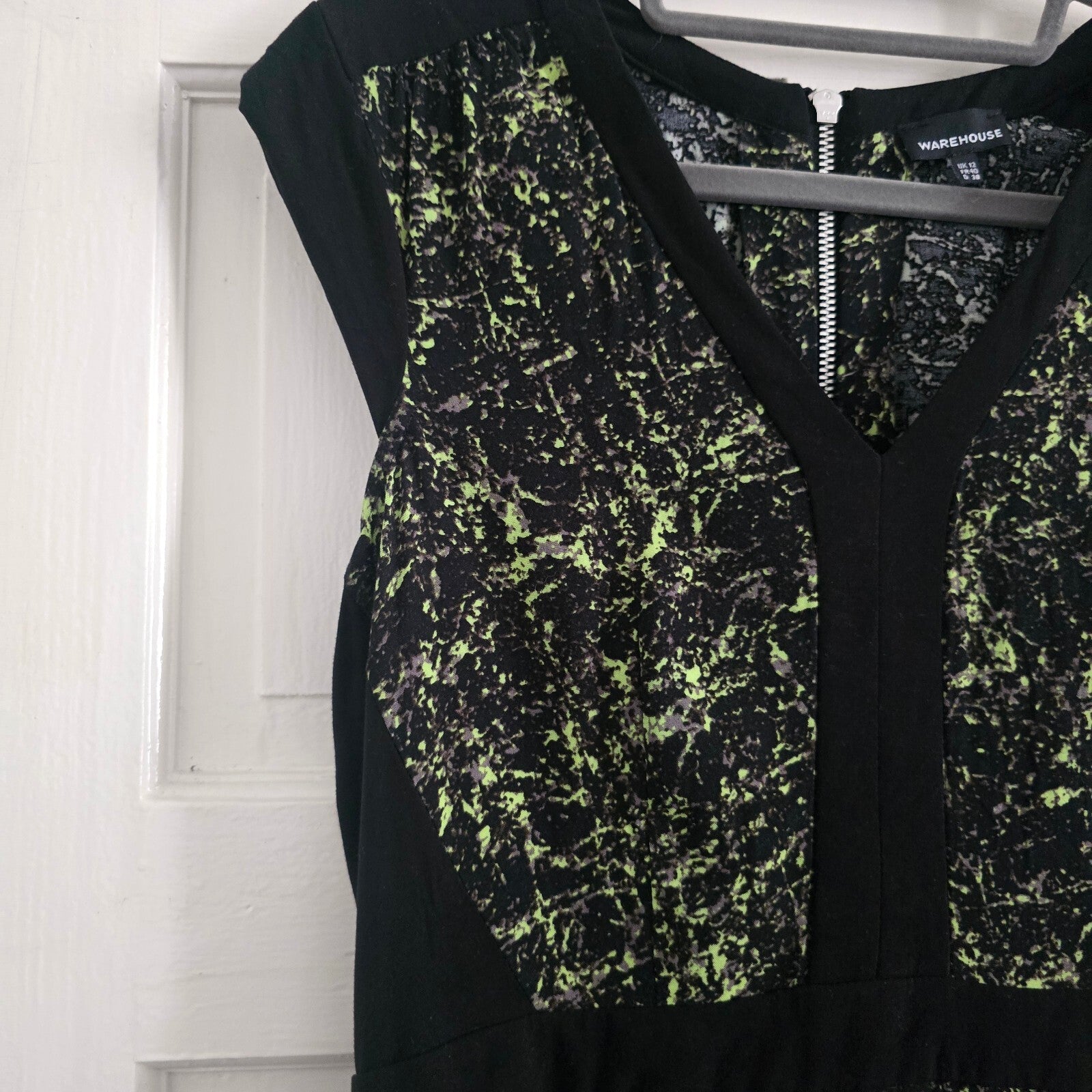Warehouse UK12 Viscose Patterned Dress with Zip Back, formal, fit and flare