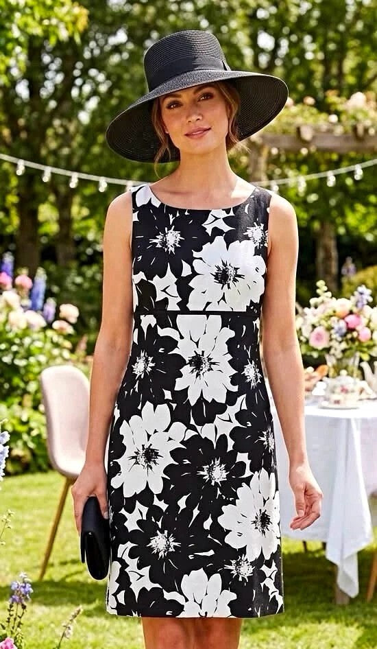 Laura Ashley Black and White Floral Sleeveless Dress UK 8, linen mix, lined