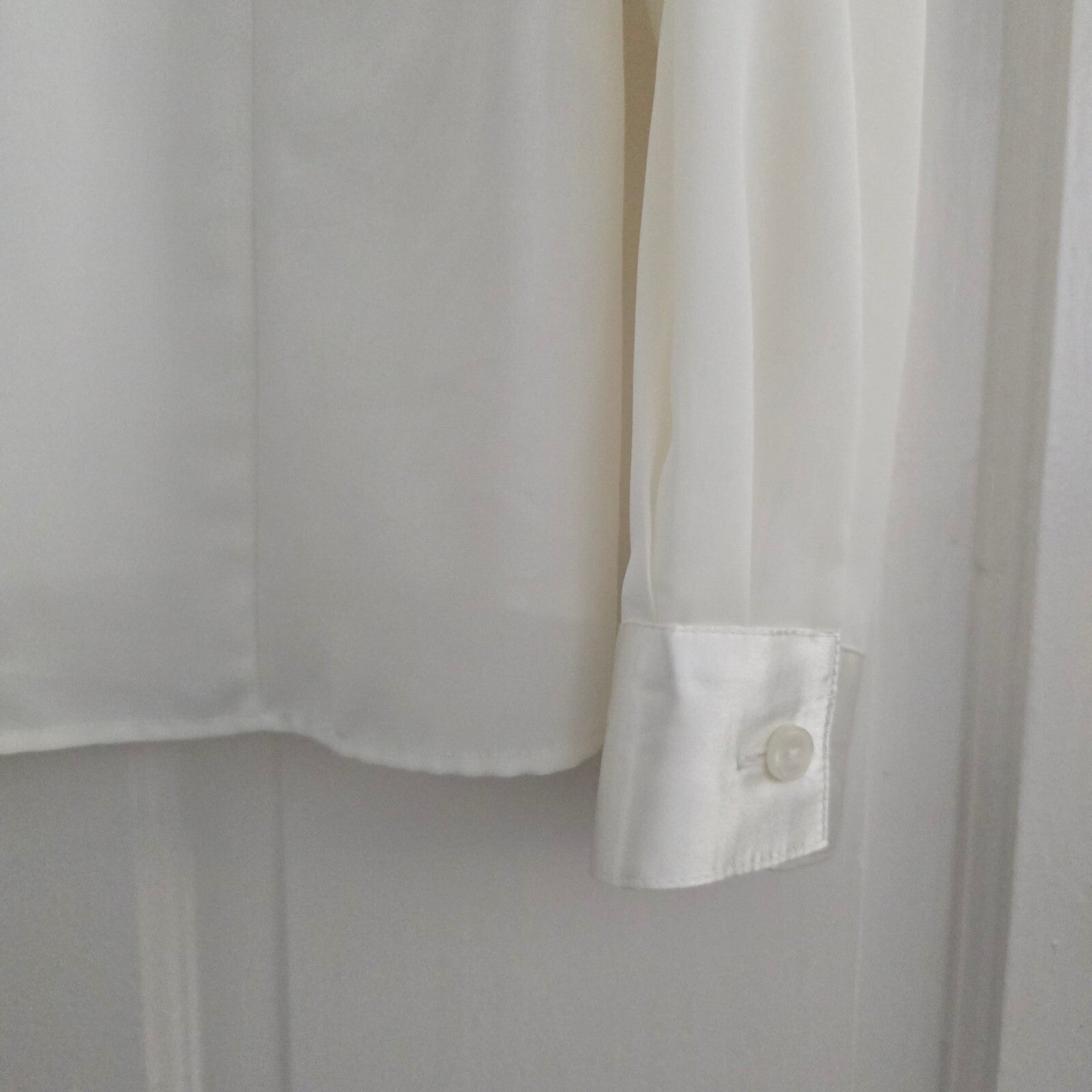 BM Women's White Embroidered Applique Button-Up Blouse Shirt Size 16