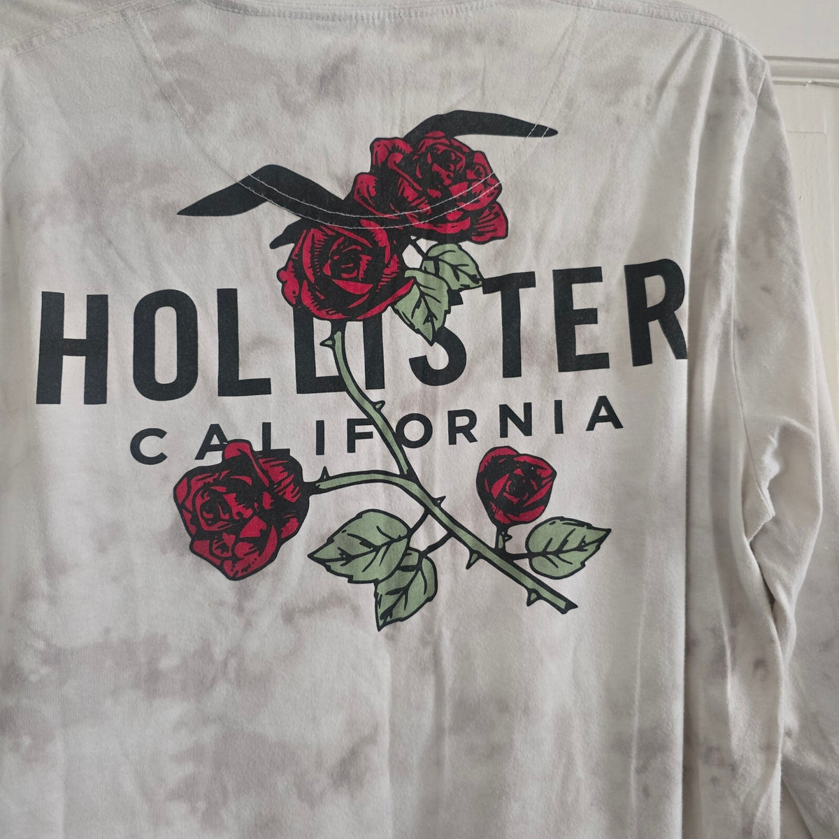 Hollister California Long Sleeve Tie-Dye Rose Graphic T-Shirt Size M