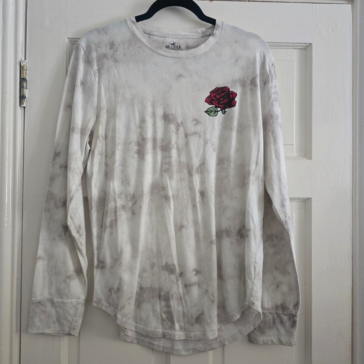 Hollister California Long Sleeve Tie-Dye Rose Graphic T-Shirt Size M