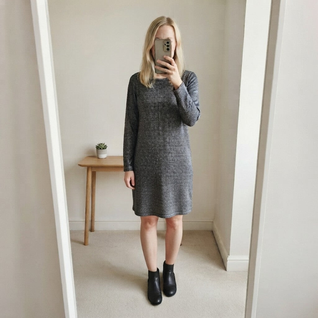 Ann Harvey UK16 Euro42 Black and Silver Long Sleeve Dress