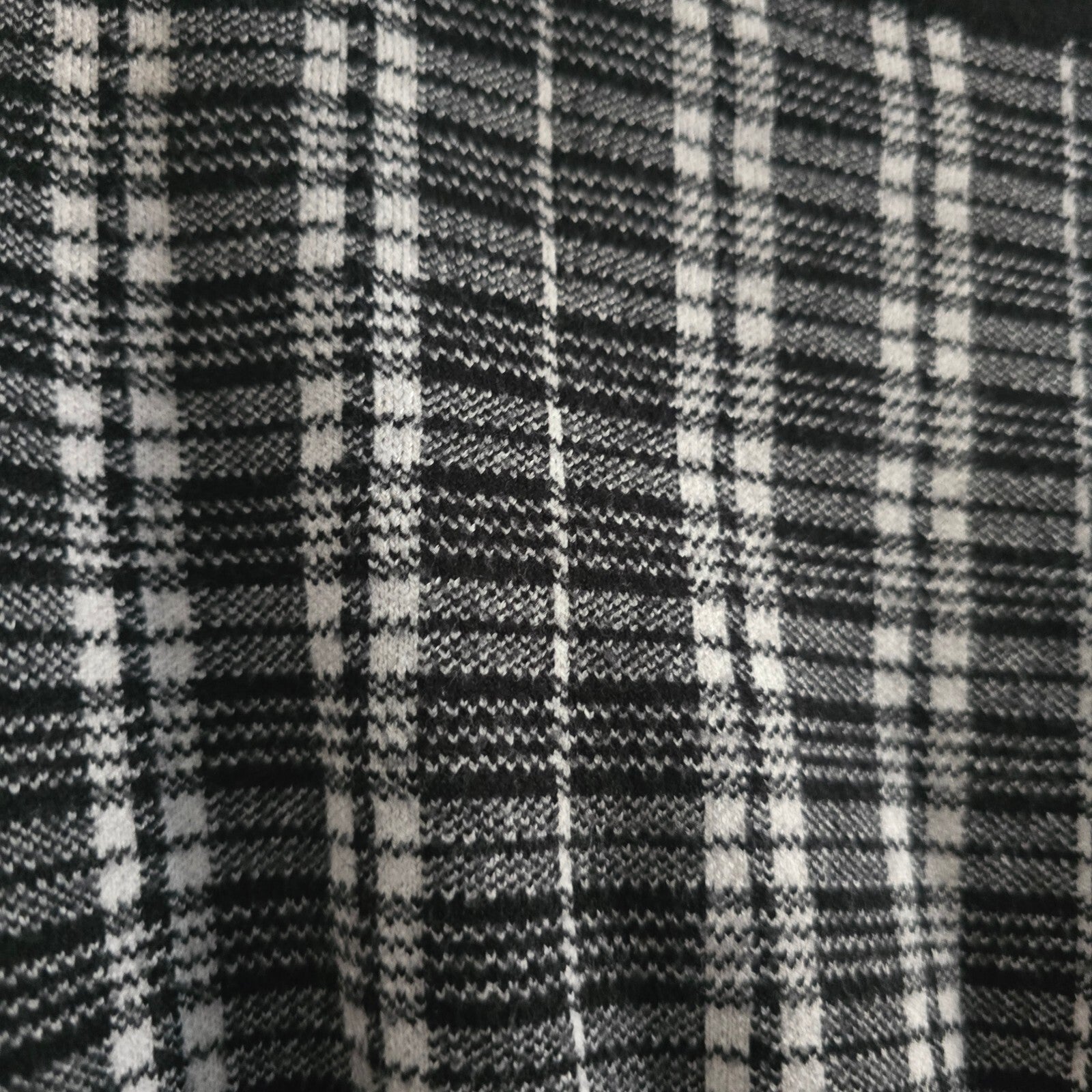 Primark Black and White Checked Cropped Knit Sweater Jumper Size S 10/12