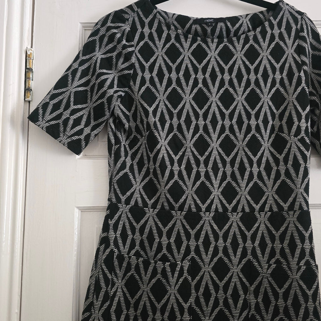 Next Black and Grey Geometric Pattern Short Sleeve Dress, size 8