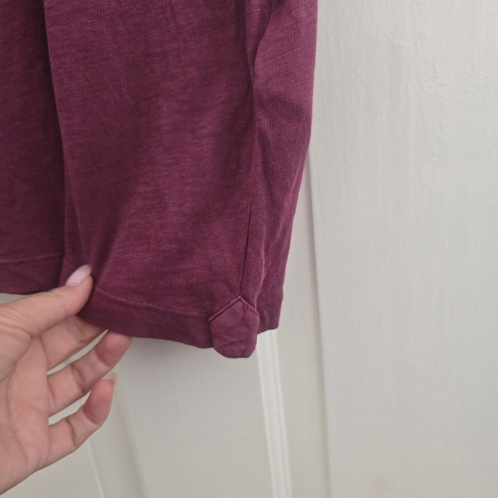 AllSaints Men's Crew Neck T-Shirt in Burgundy