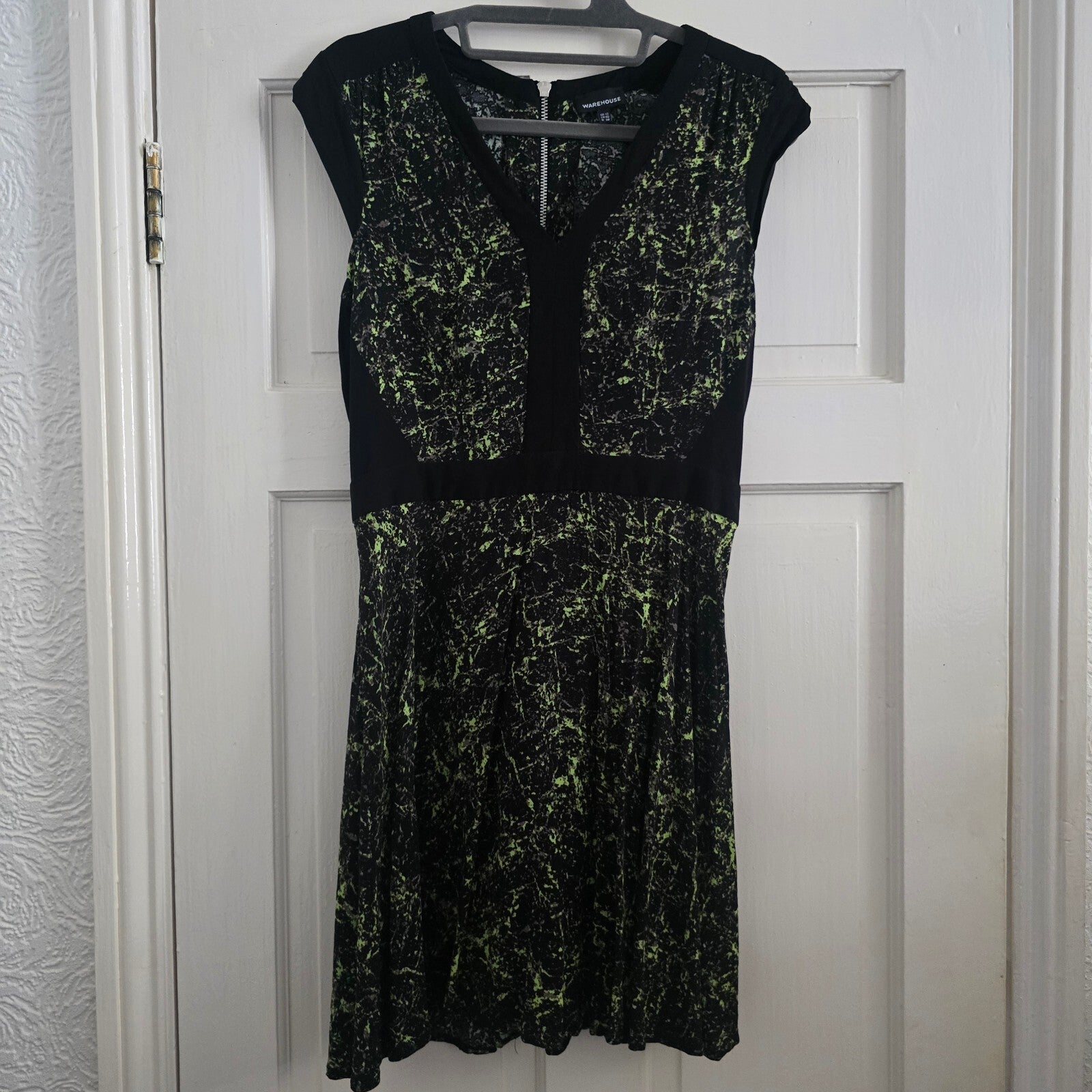 Warehouse UK12 Viscose Patterned Dress with Zip Back, formal, fit and flare
