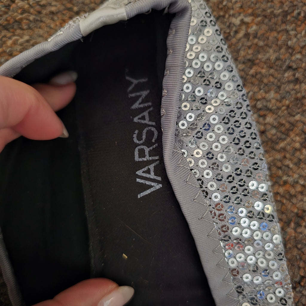 Varsany Silver Sequin Ballet Flats with Matching Pouch, size UK 7