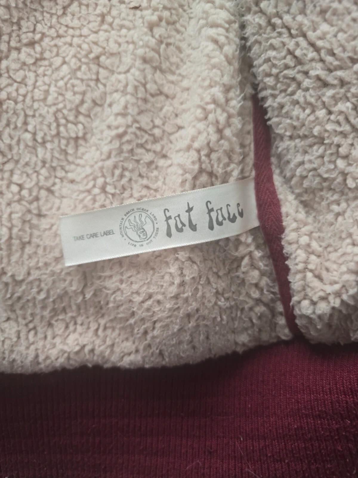 Fat Face burgundy gilet bodywarmer, detachable hood, feather & down filled, 16