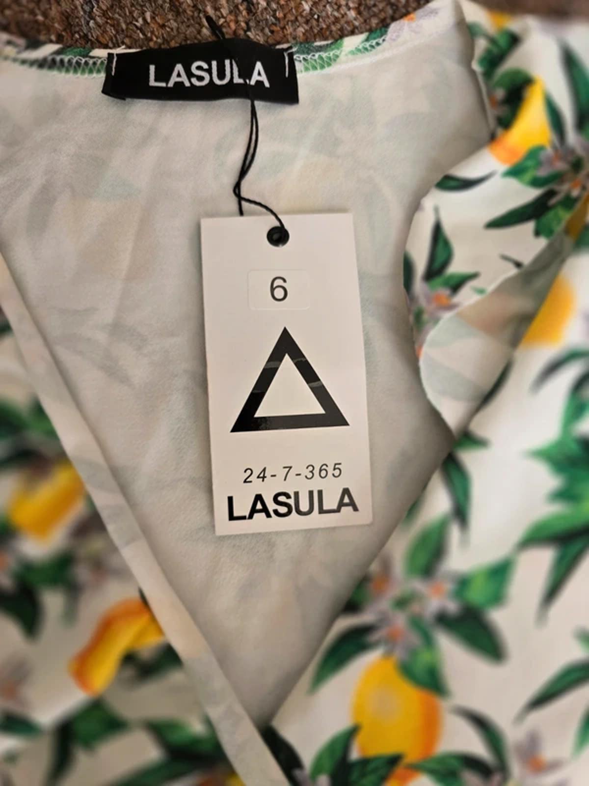 Lasula boutique lemon print mini dress, wrap style, ruffle detail, BNWT size 6