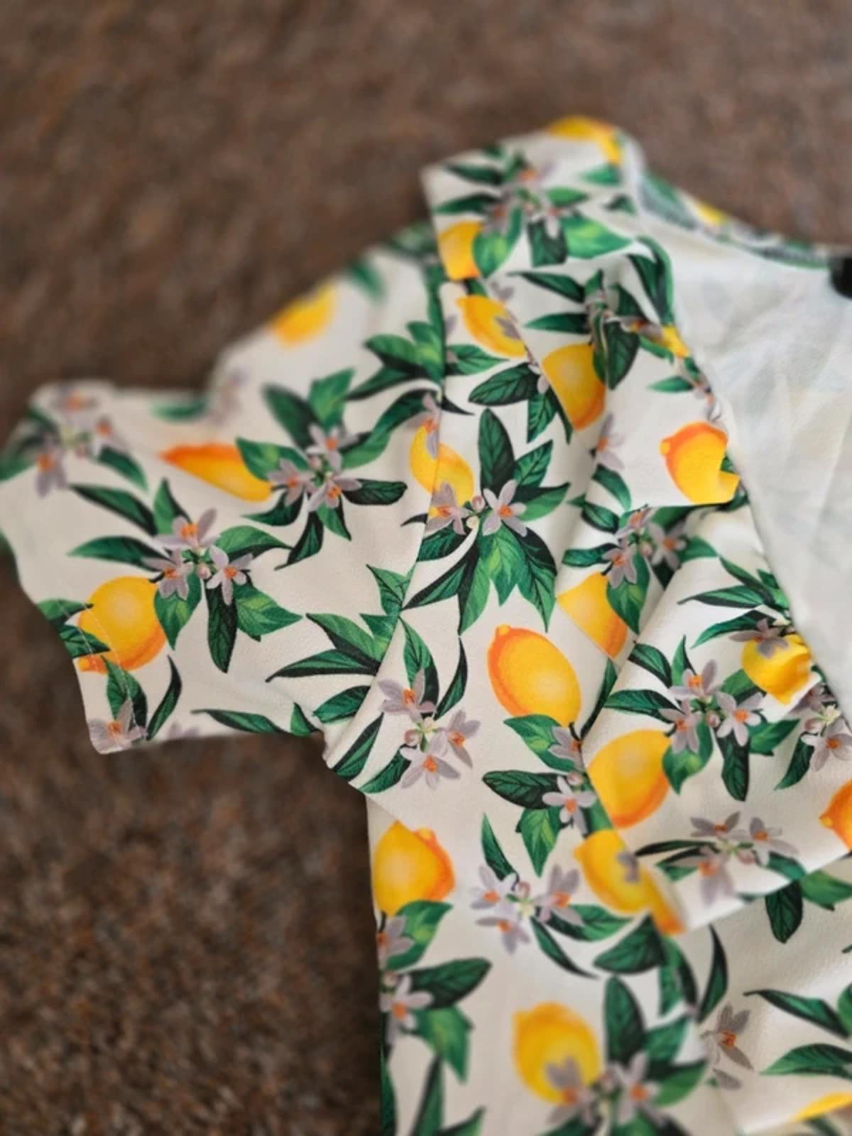 Lasula boutique lemon print mini dress, wrap style, ruffle detail, BNWT size 6