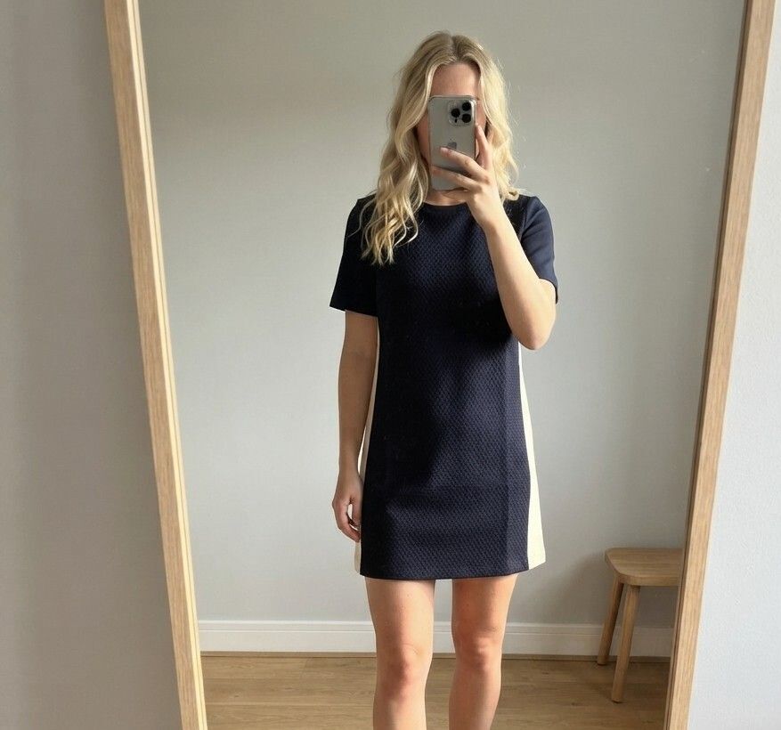 Warehouse Definitives Navy and Cream Panelled Dress UK 12 BNWT jersey short