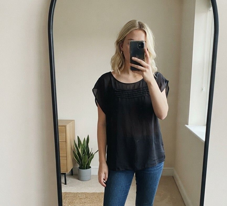 Zara Basic Black Sheer Short Sleeve Blouse Size L, lightweight, formal